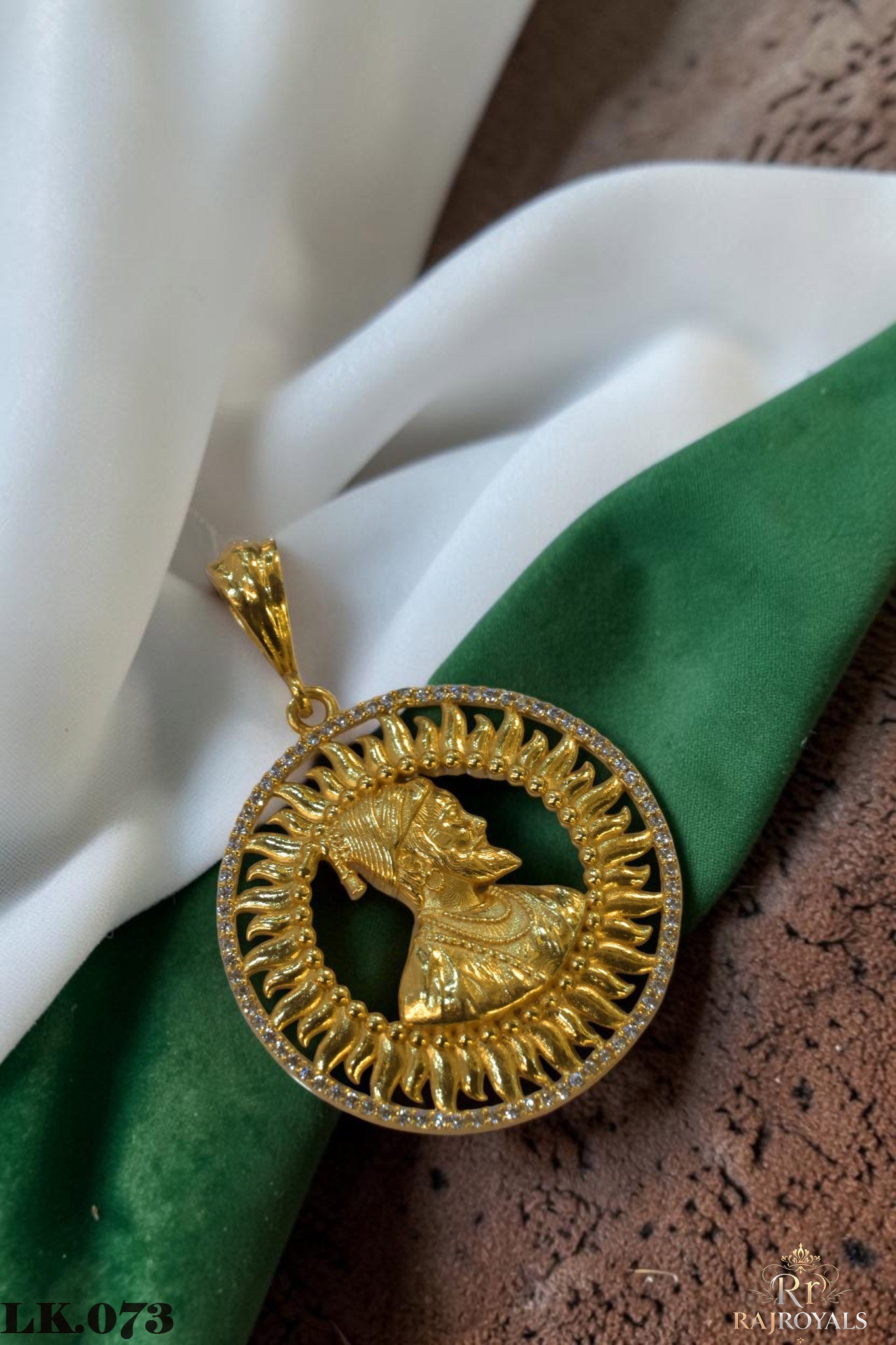 Superior Diamond SHIVAJI MAHARAJ for Men LK.073