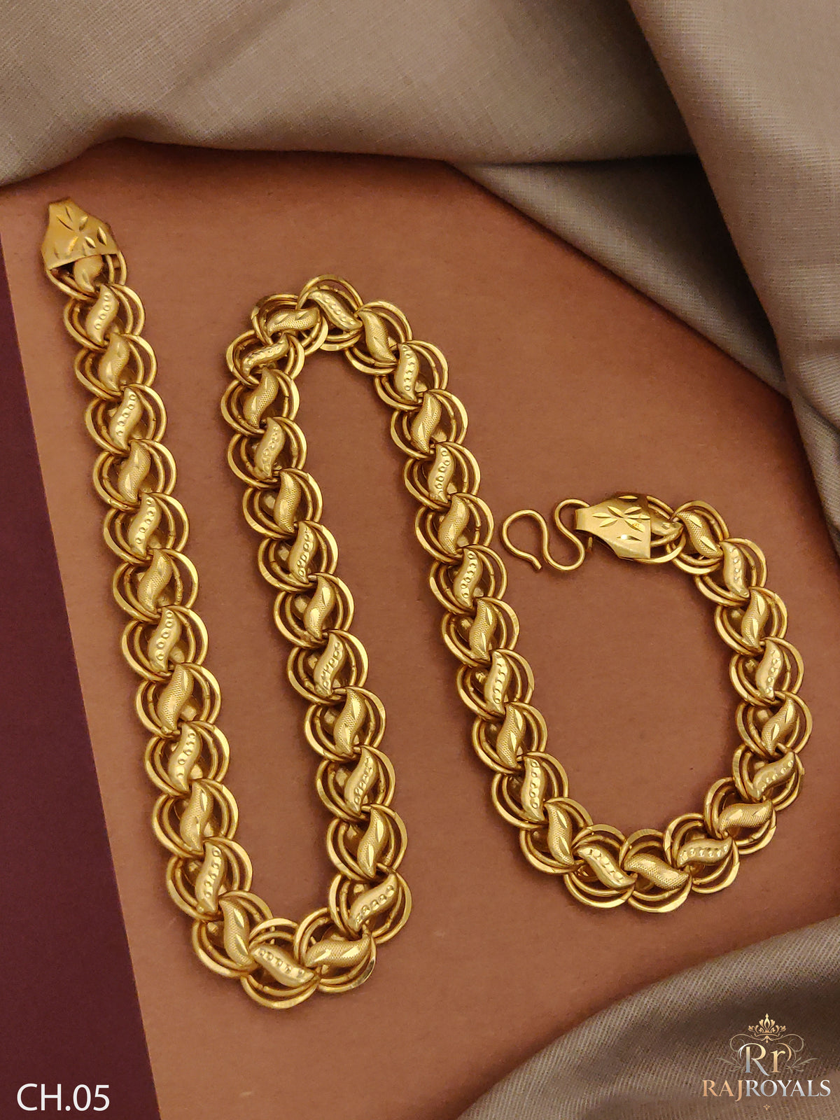 Designer Leaf Loop Pattern Chain CH.05