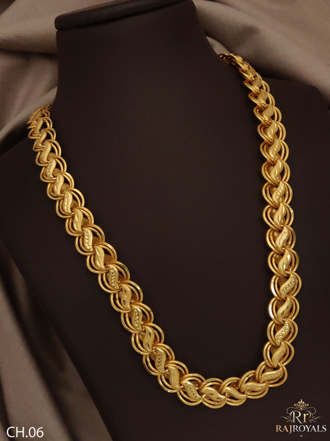 Fashion-Forward Design Gold Plated Kohli Chain for Men  CH.06