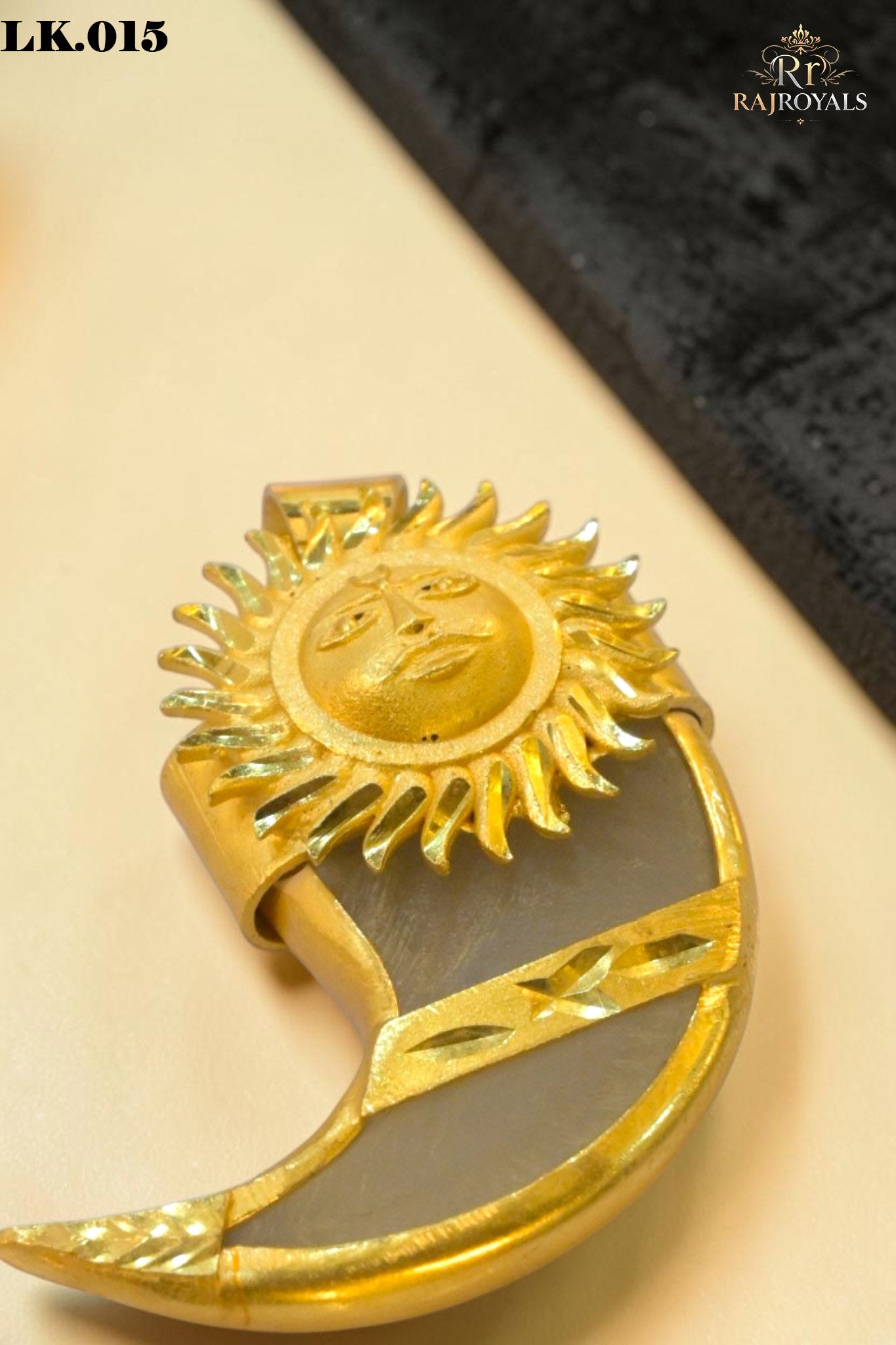 Surya Design Nail Pendant LK.015