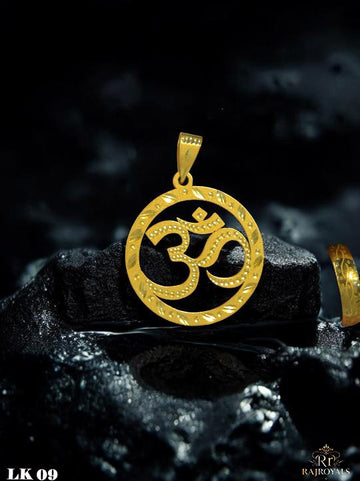 Om logo Gold Pendant LK09