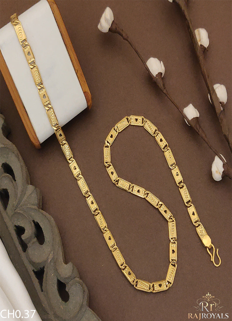 New Classical Gold Super Heart and Audi Nawabi Chain For Man CH0.37