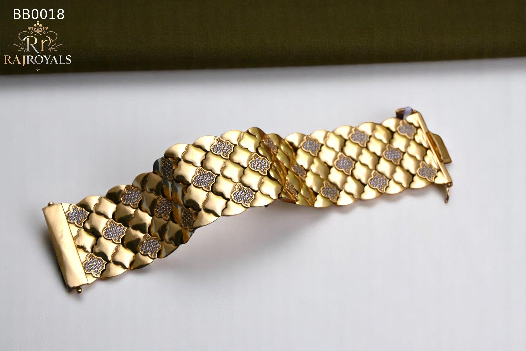 Divinity on Your Wrist Gold-Plated flower logo Bracelet for men's BB0018