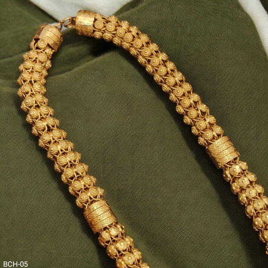 Premium Cape With Pipe Design Chain for Men BCH.05